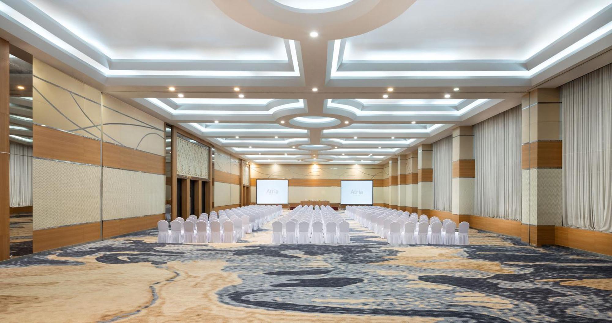 Atria Hotel&Conference Magelang Exterior foto