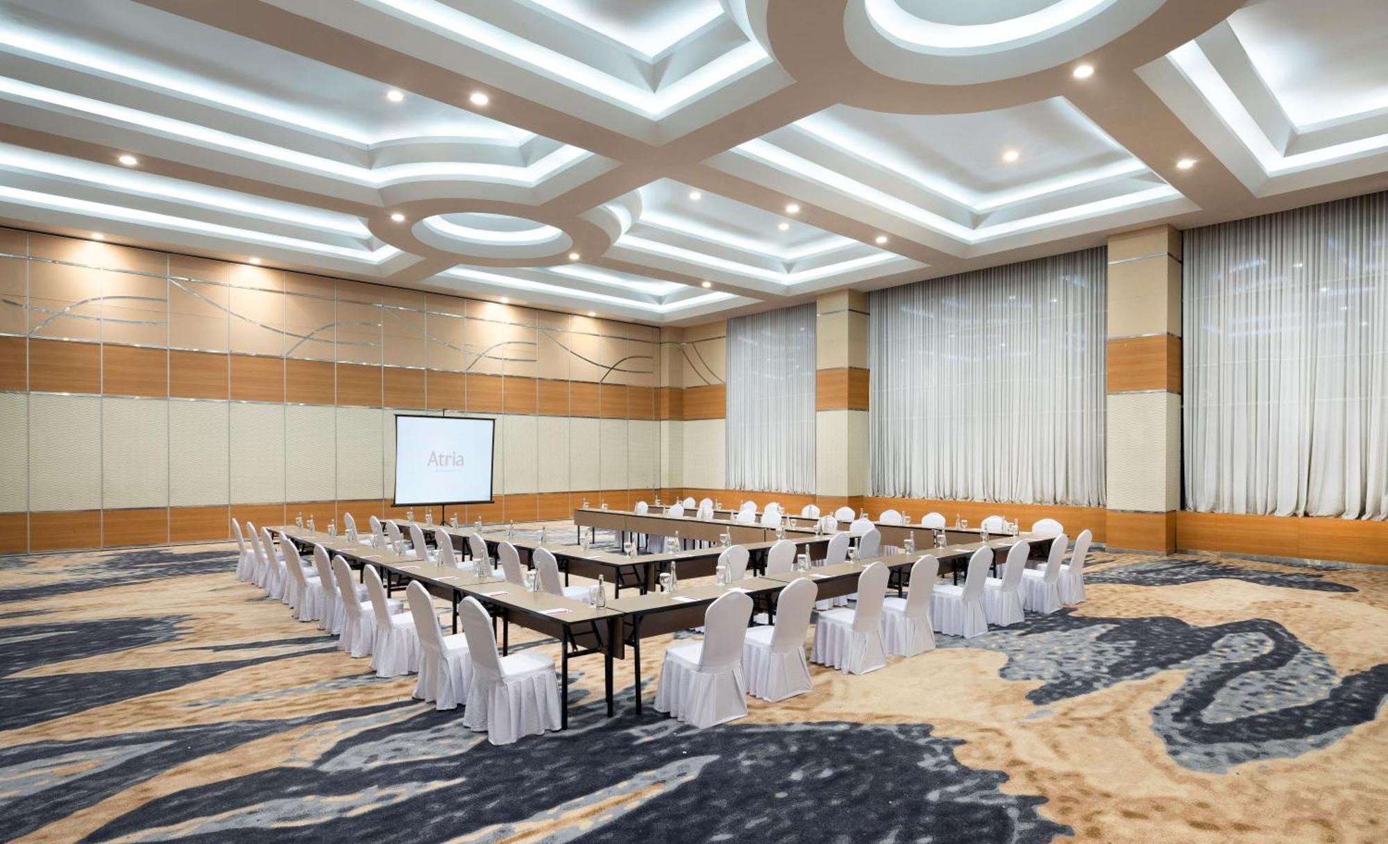 Atria Hotel&Conference Magelang Exterior foto